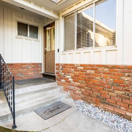 5 Beds, 2 Full Baths, W/Gazebo, W/Fenced Backyard Villa Yuba City Buitenkant foto