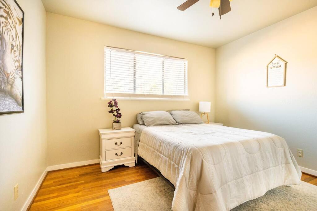 5 Beds, 2 Full Baths, W/Gazebo, W/Fenced Backyard Villa Yuba City Buitenkant foto