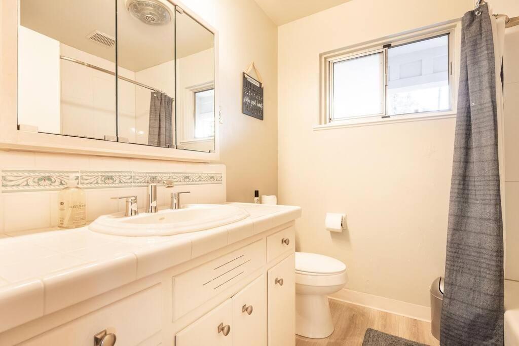 5 Beds, 2 Full Baths, W/Gazebo, W/Fenced Backyard Villa Yuba City Buitenkant foto